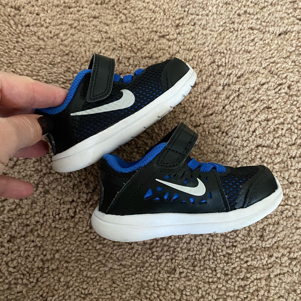 Nike Kids Gym Shoes